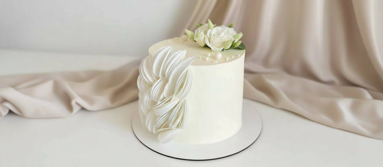 Elegant white cake