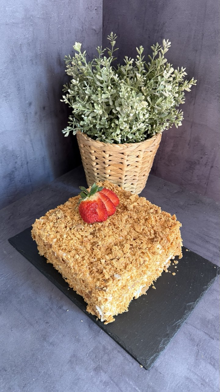 Classic Napoleon cake with strawberry